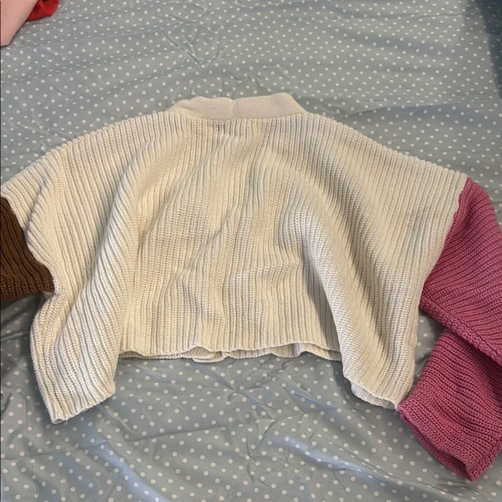 Colorblock Button-Up Women's Sweater - Picture 3 of 3